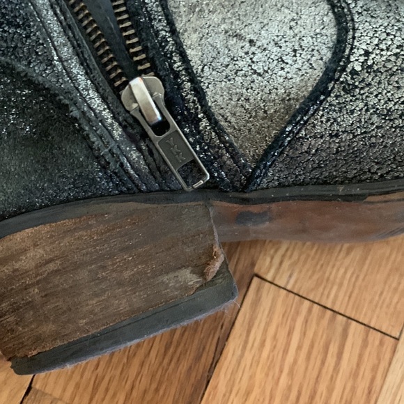 Silver leather Chelsea boots- Steve Madden - Picture 9 of 9